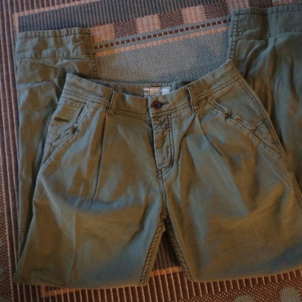 NWOT FREE PEOPLE Utility Boyfriend Pant 28 Button - Picture 4 of 8